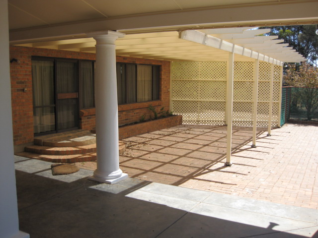 SECLUDED FARMLET LIFESTYLE Picture 3