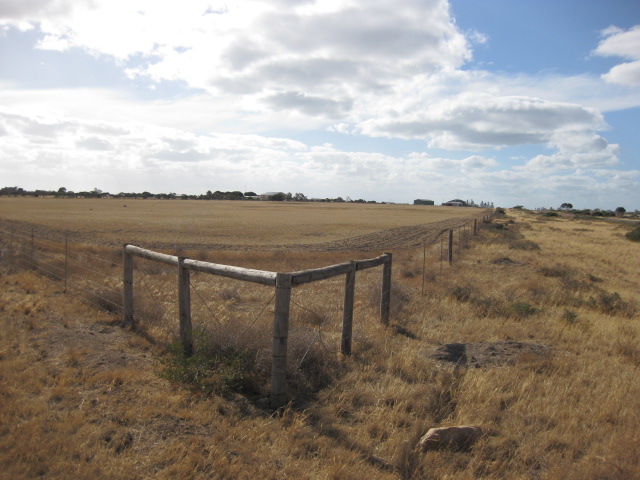 3 Large Lifestyle Acreages By The Beach Picture 3