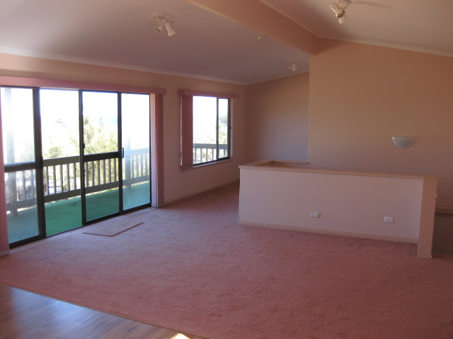 The Perfect Weekender By The Beach Picture 3