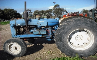 Entire Farming Plant & Equipment Sale Picture 3