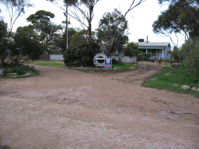 An Acre of Rural Seclusion Picture 2