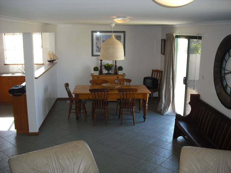 Beachside Two Storey with Views Picture 2