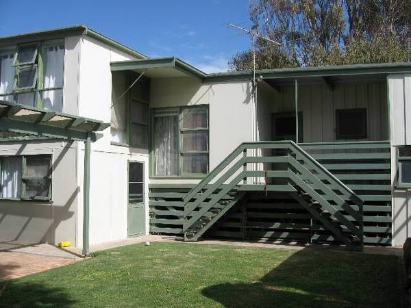 ABSOLUTE BEACHFRONT SECLUDED ESCAPE Picture 1