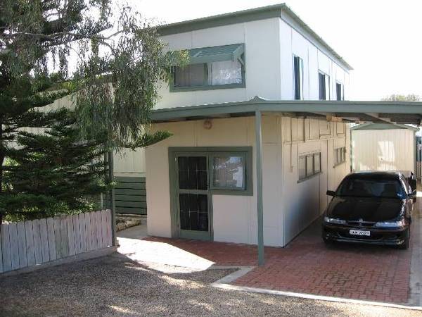 ABSOLUTE BEACHFRONT SECLUDED ESCAPE Picture 2