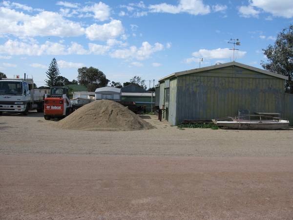 Town Centre Building Block Picture 1