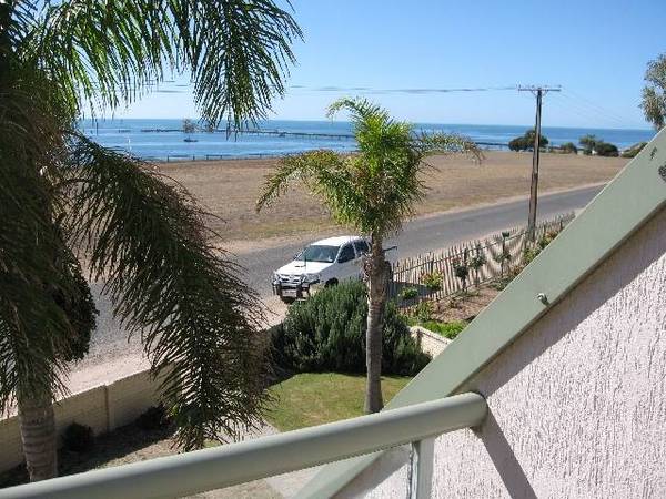 SEAFRONT TOWNHOUSE ESCAPE Picture