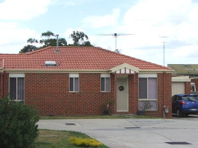 3 bedrooms - Invest here! Picture