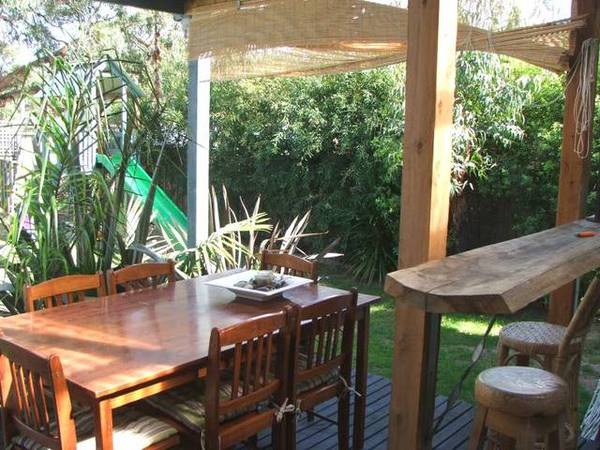 Country Cottage Garden Picture