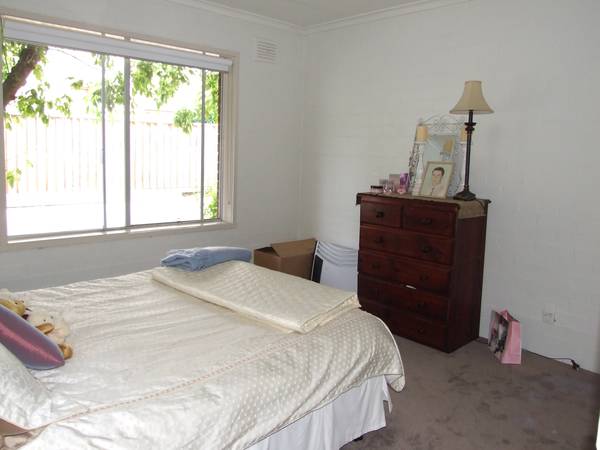 Cosy and Close to Town Picture Cosy and Close to Town Picture