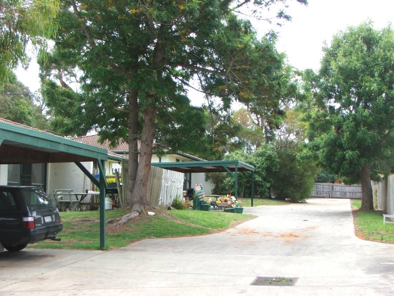 Home Unit - Peaceful Park Picture 2