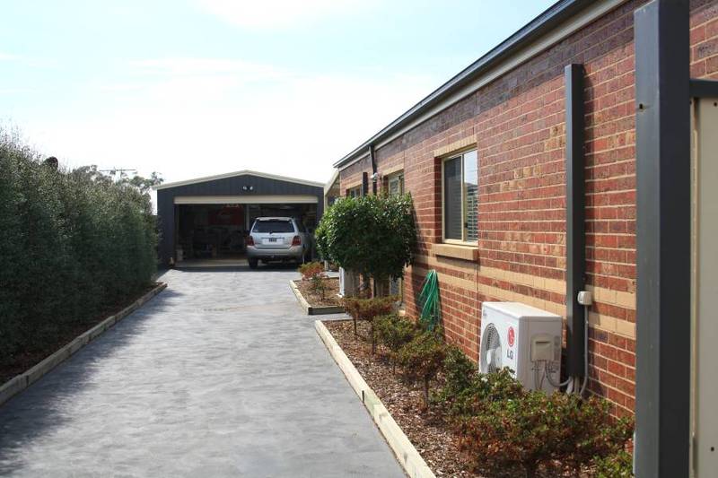 Walk Right In - New Home Buyers! Picture 2