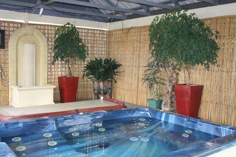 1.25 Acres ~ Bayview Beauty ~ 'Kinfauns' Picture 3