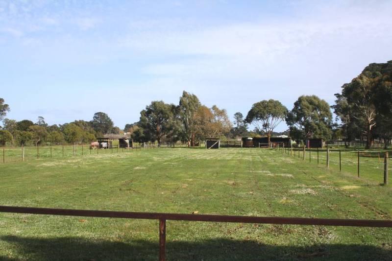 5 Acres ~ Dream Building (Lot 2) Picture 1