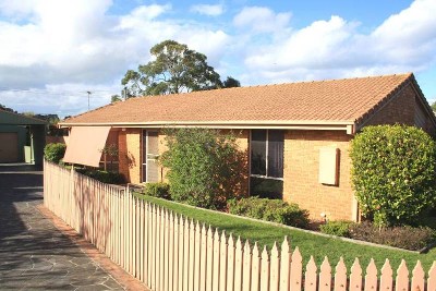 Live In...Live Out Picture Live In...Live Out Picture