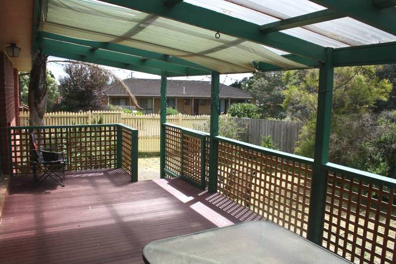 800m2 - Hilltop Rise Picture 2