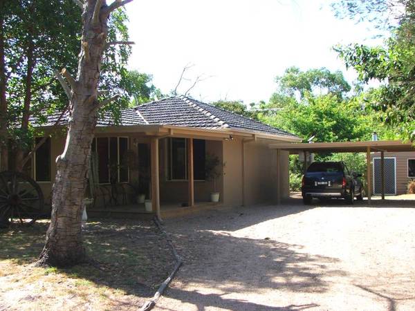 1/4 Acre +....Capture The Warmth Picture 1