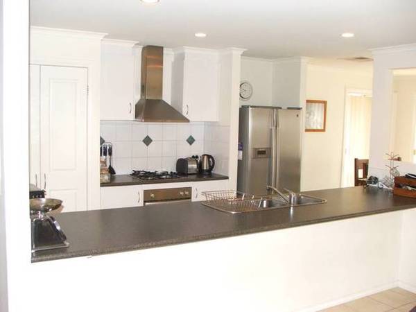 1/3 Acre (1,300m2) - Simply Stunning! Picture 3