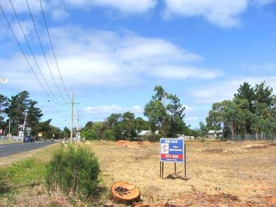 1/2 Acre - Industrial Site Picture