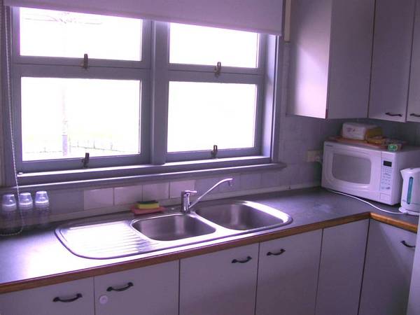 EXCELLENT ELEVATED POSITION Picture 2