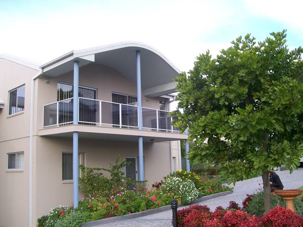 MAGNIFICENT LOCATION Picture 1