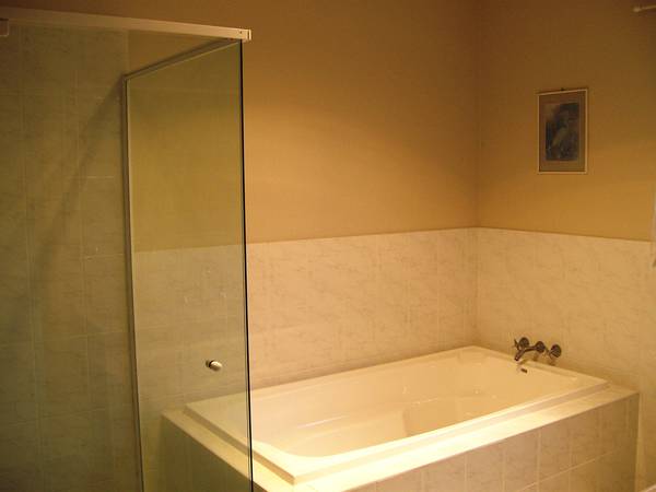 MAGNIFICENT LOCATION Picture 2