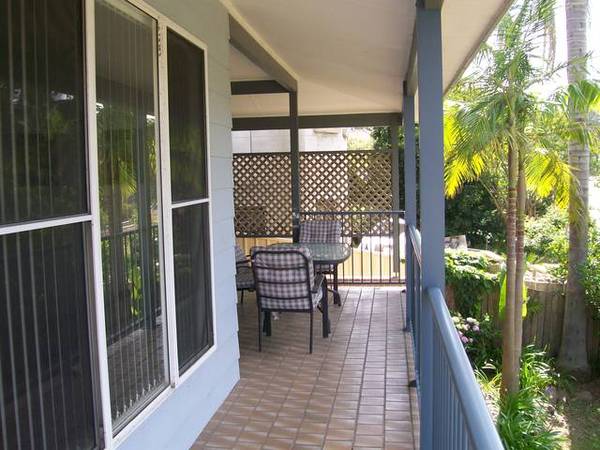 LOVELY LAKE BREEZES Picture 2