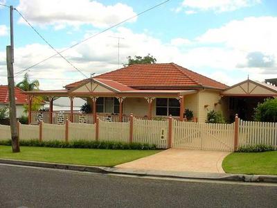 CUTE & CHARMING Picture