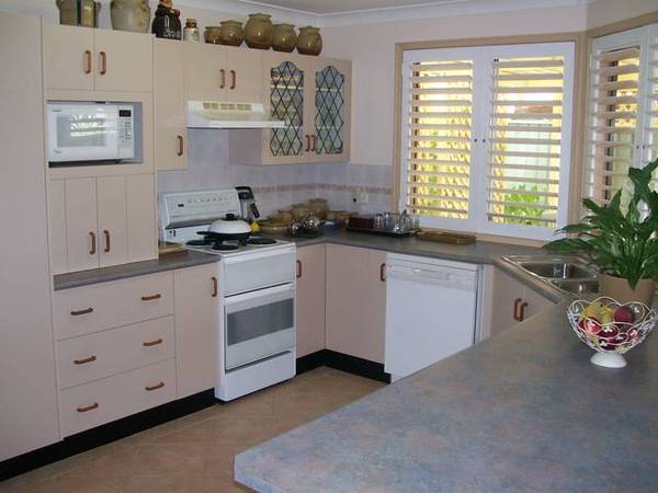 ONE LOOK IS ALL YOU NEED Picture 3