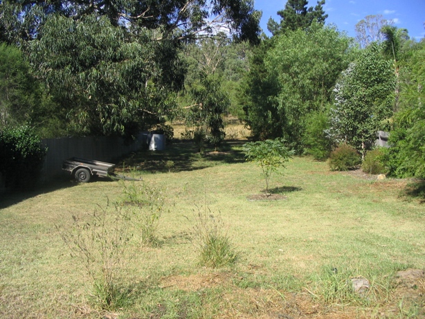 Elevated 1012m2 Block Picture 3