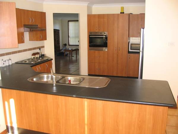 Executive Family Home 42sq Picture 2