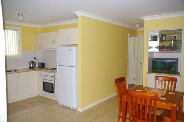 "3yrs Young with Modern Comforts" Picture 2