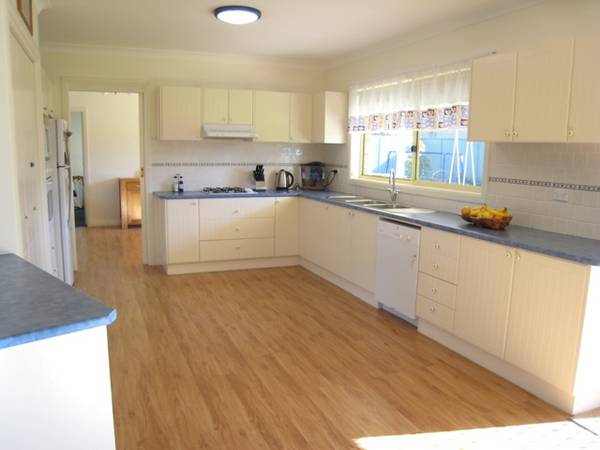 Great Family Home - 2506m2 Picture 2