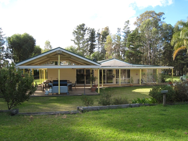 What A Lifestyle!...5 Acres Picture 2