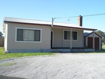 Close to Freeway - 3 Bedrooms! Picture Close to Freeway - 3 Bedrooms! Picture