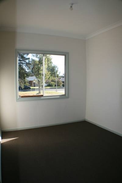 Great Location - Large Block Picture 3