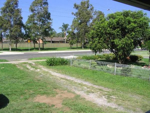 Walking Distance to Shops Picture 3