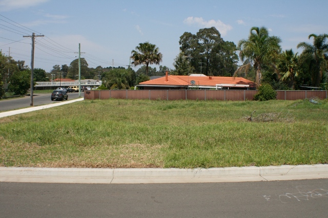 A Top Spot- 753m2 Picture 1