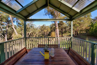 Adjoining National Park - 5785m2 Picture