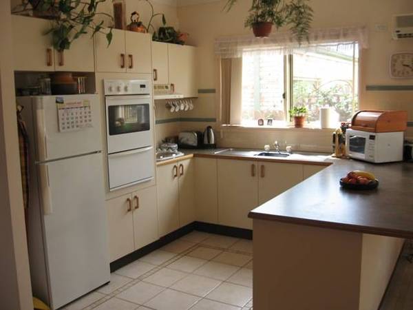 Very Tidy Package... Picture 2