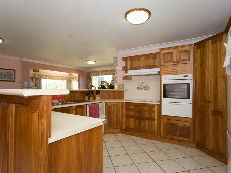 Quality and Class...2087m2 Picture 2