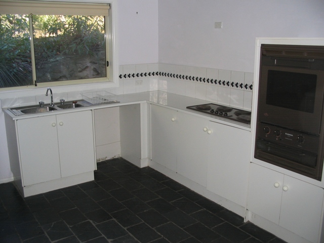 17 Wellington Street Picture 2