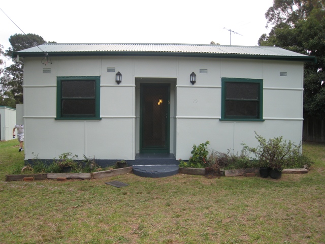 Bigger than it looks! Picture 1