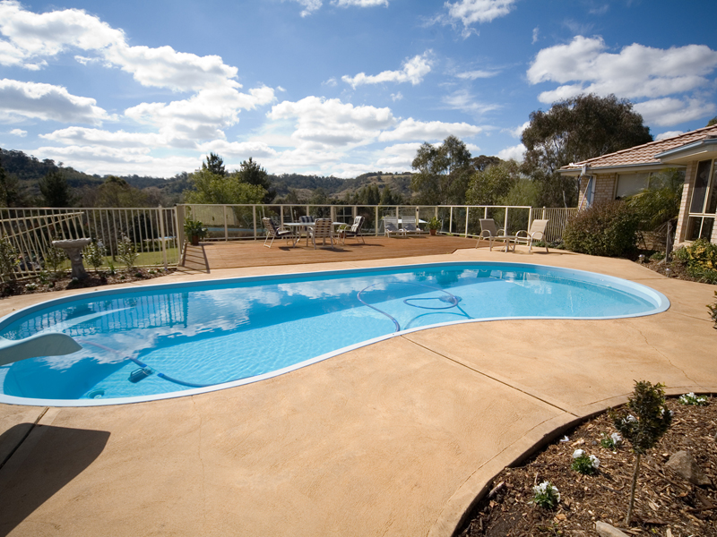 Superb Residence on 1 Acre Picture 1