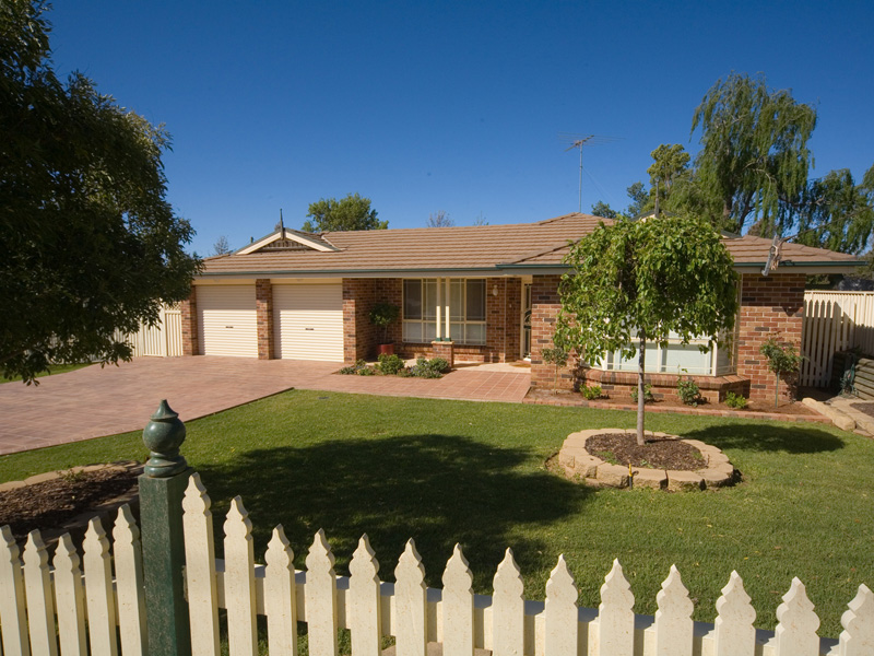 The Complete Package...978m2 Picture 1