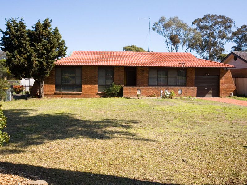 A Great First Home or Investment! Picture 1