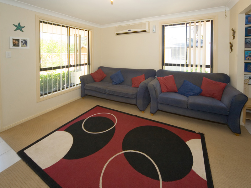 Get your hands on this one!! Picture 2