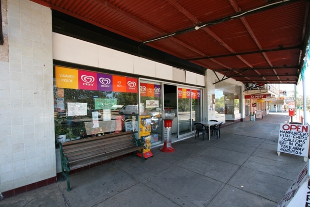 Prime Commercial Property - 1958m2 Picture 2