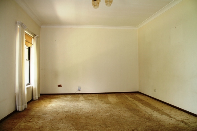 Prime Elevated Position -970m2 Picture 3