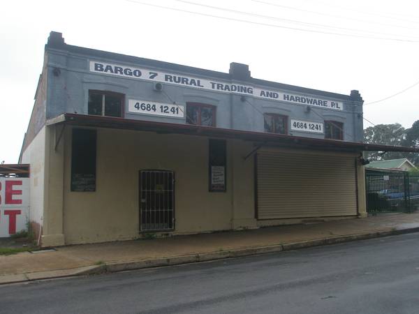 Known as old Bargo Hardware - Great position Picture 1