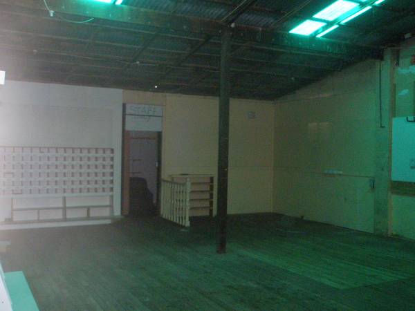 Known as old Bargo Hardware - Great position Picture 3